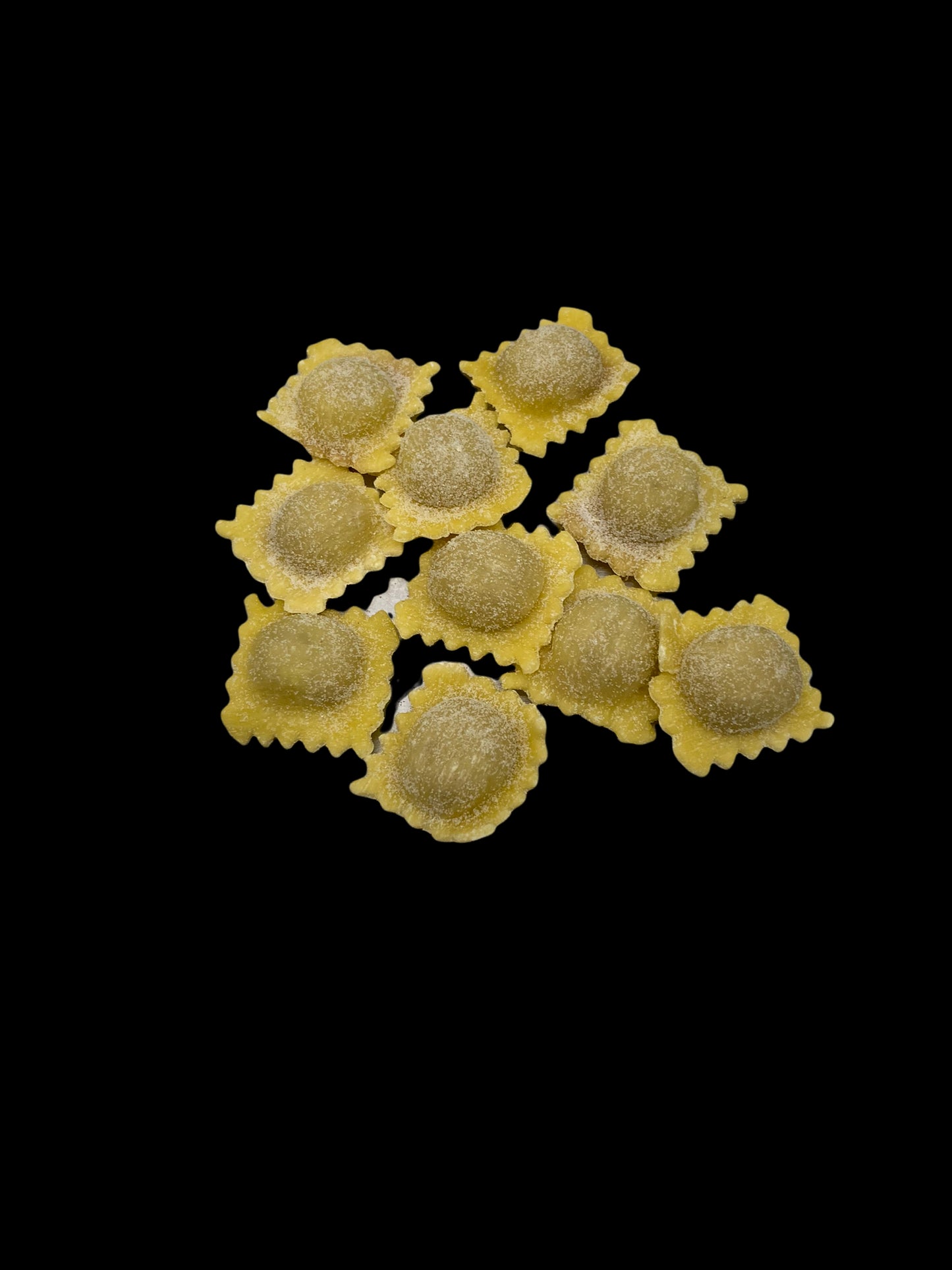 Raviolis boeuf Braisé,Jambon Cru et Noisettes du piemont